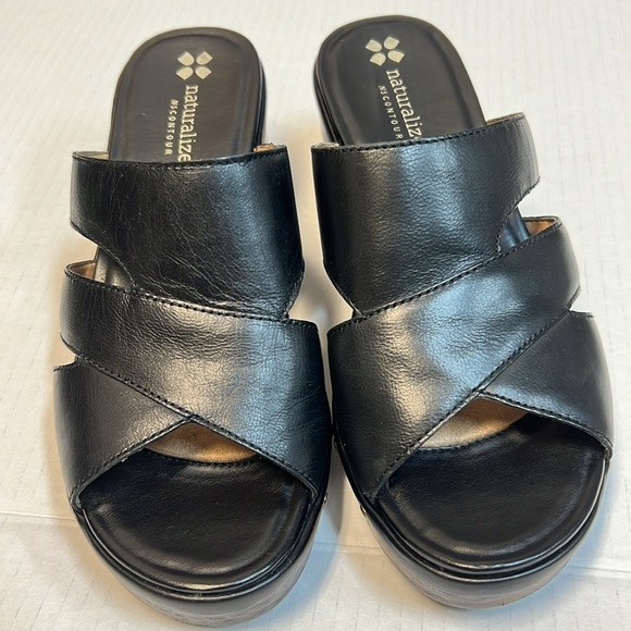 Naturalizer Black Slide Sandals with Cushioned Sole - Picture 7 of 9